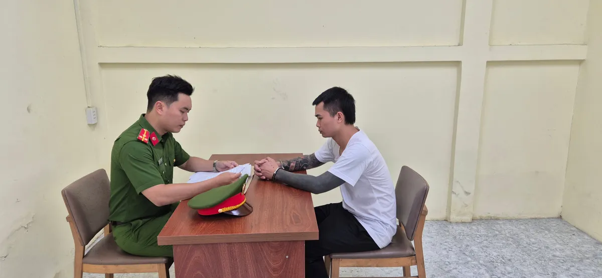 Khởi tố, bắt tạm giam chủ tài khoản Tiktok "Tàng Keng Ông Trùm"- Ảnh 1. Khởi tố, bắt tạm giam chủ tài khoản Tiktok "Tàng Keng Ông Trùm"- Ảnh 1.
