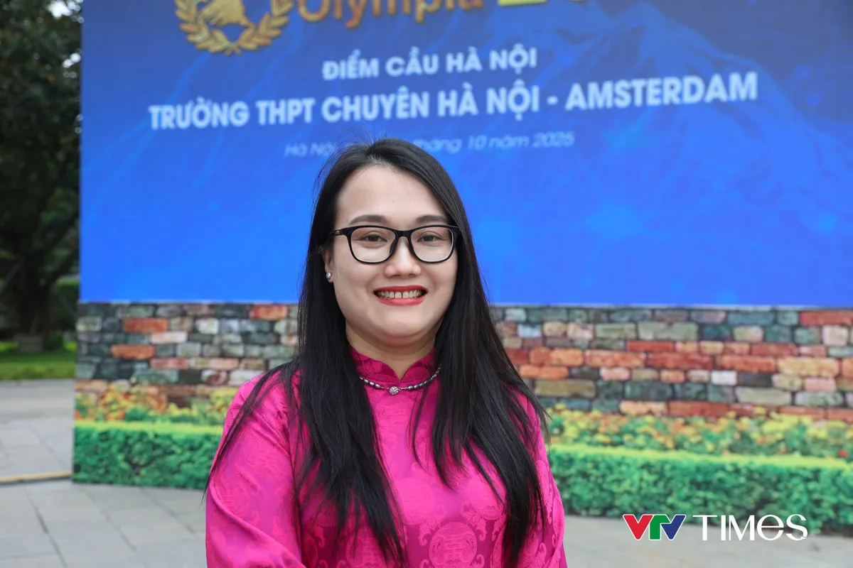 Các bạn cùng lớp sẵn sàng 'tiếp sức' Bảo Khánh tại Chung kết Olympia 2025 - Ảnh 4.