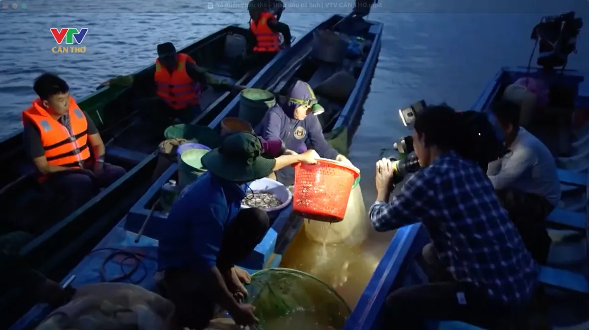 Hành trình ngược dòng nước của đoàn phim ký sự "Theo dấu cá linh" - Ảnh 5.