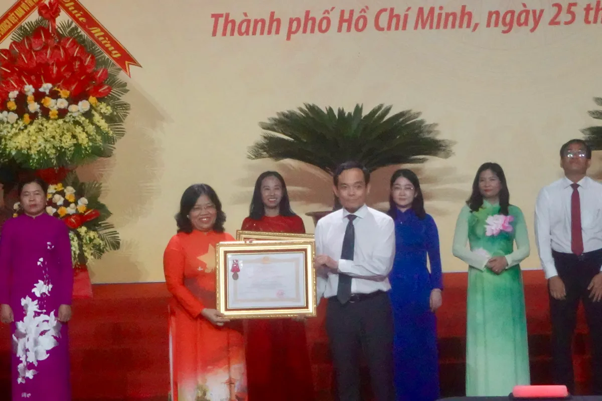 TP Hồ Chí Minh tuyên dương 478 gương điển hình thi đua yêu nước - Ảnh 8.