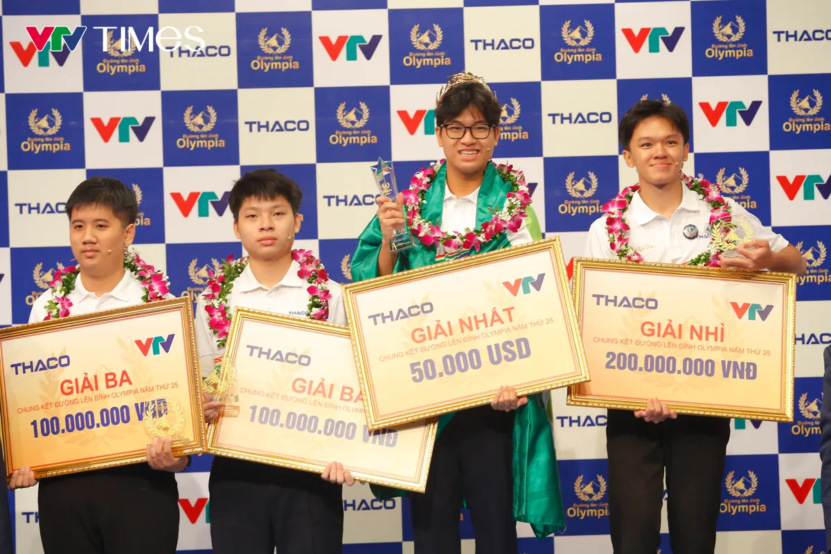 Xem lại trọn vẹn Chung kết Đường lên đỉnh Olympia 2025 - Ảnh 2.