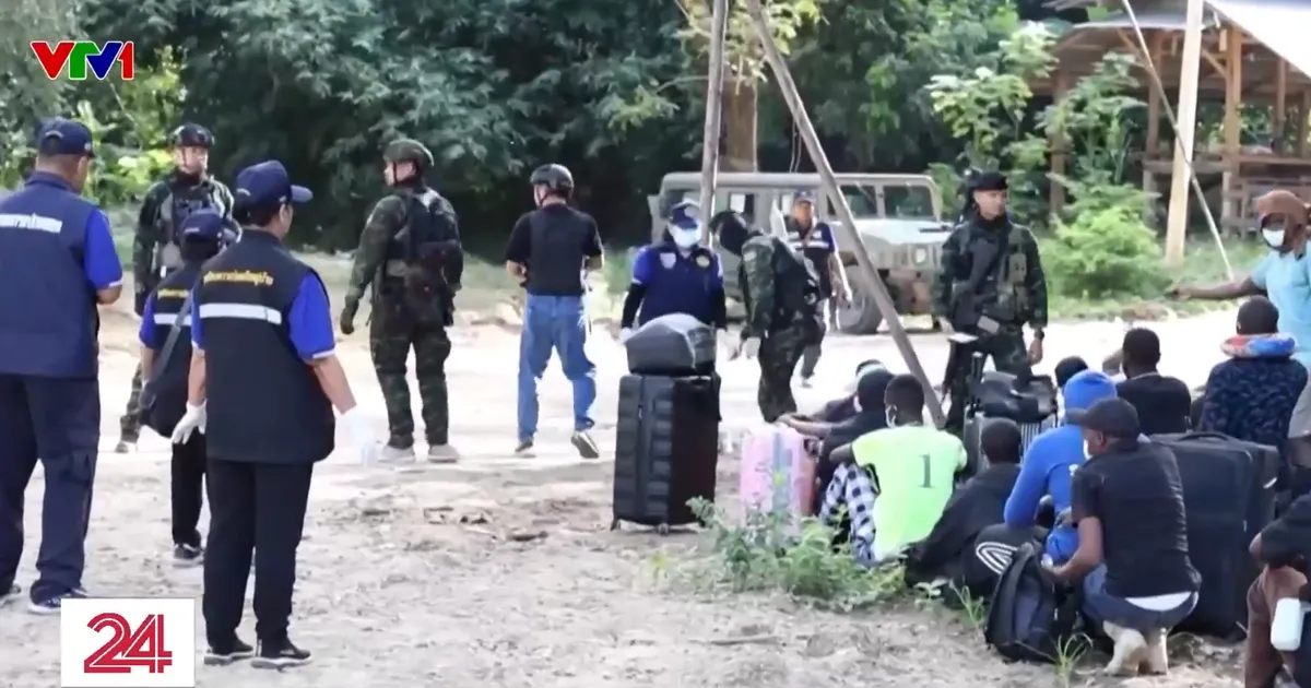 Nhân viên lừa đảo tại Myanmar tháo chạy trong cuộc đột kích của chính phủ- Ảnh 1.