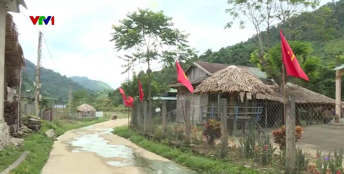 Đảm bảo an toàn cho người dân vùng ngập lụt tại Huế - Ảnh 3.