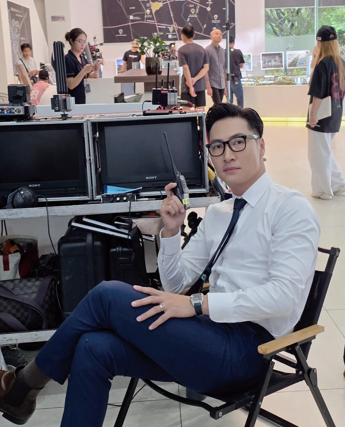 NSND Trung Anh và dàn cast hào hứng chờ Lằn ranh lên sóng - Ảnh 4.