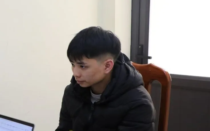 Đối tượng Trần Trung Hiểu tại cơ quan điều tra.