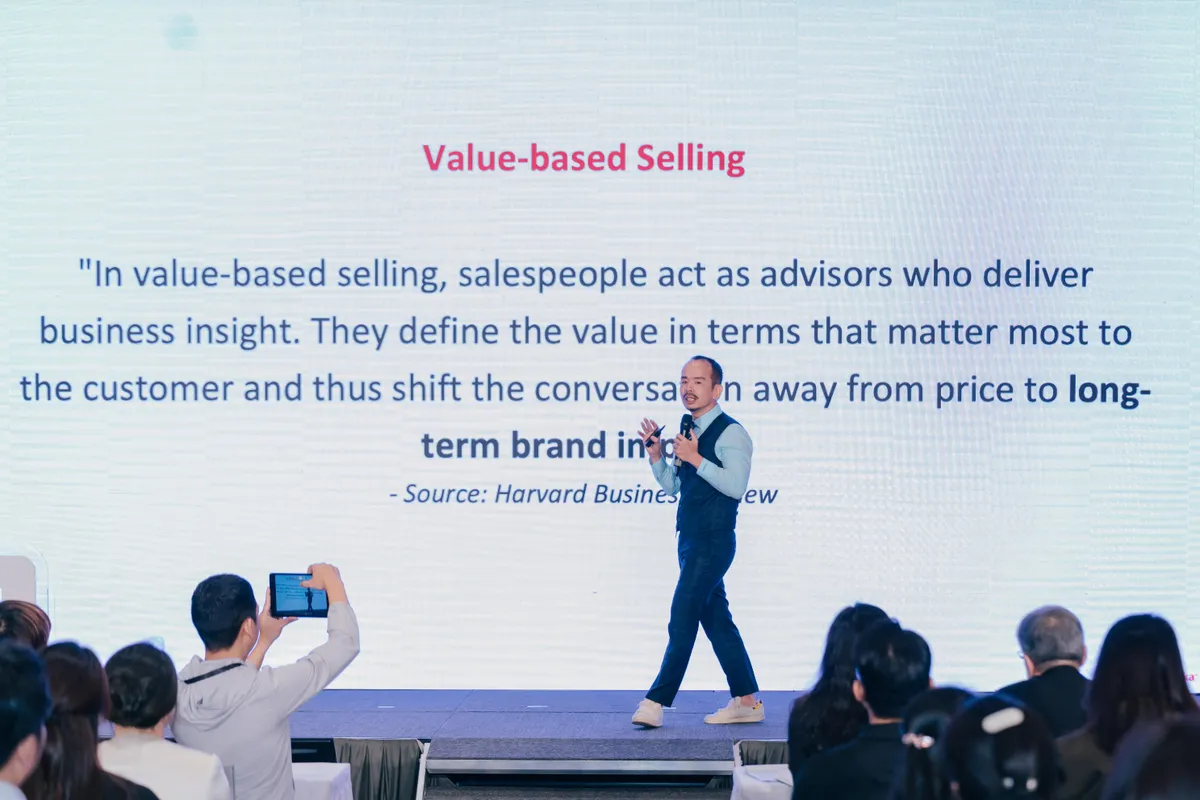 Niềm tin v&agrave; minh bạch quyết định th&agrave;nh bại của doanh nghiệp trong thập kỷ số - Ảnh 1.