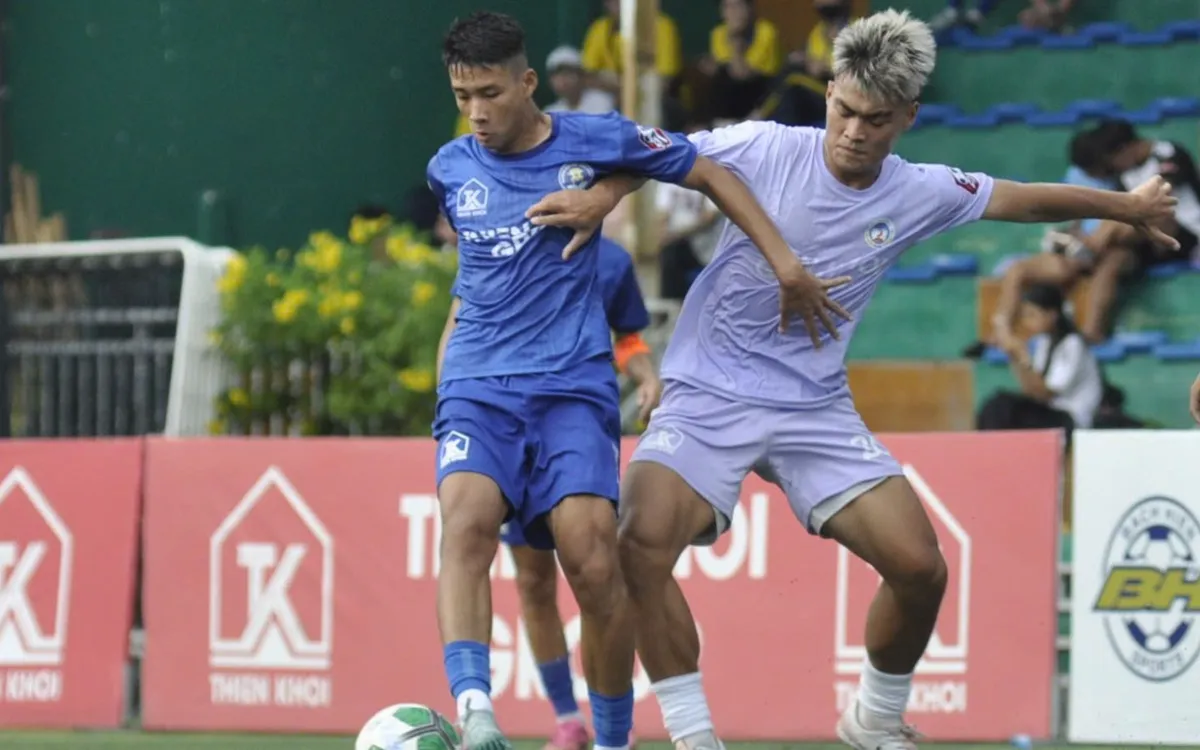 ĐH Văn Hiến vượt qua ĐH Kinh tế quốc dân để góp mặt trong trận chung kết gặp FPT Polytechnic Hà Nội.