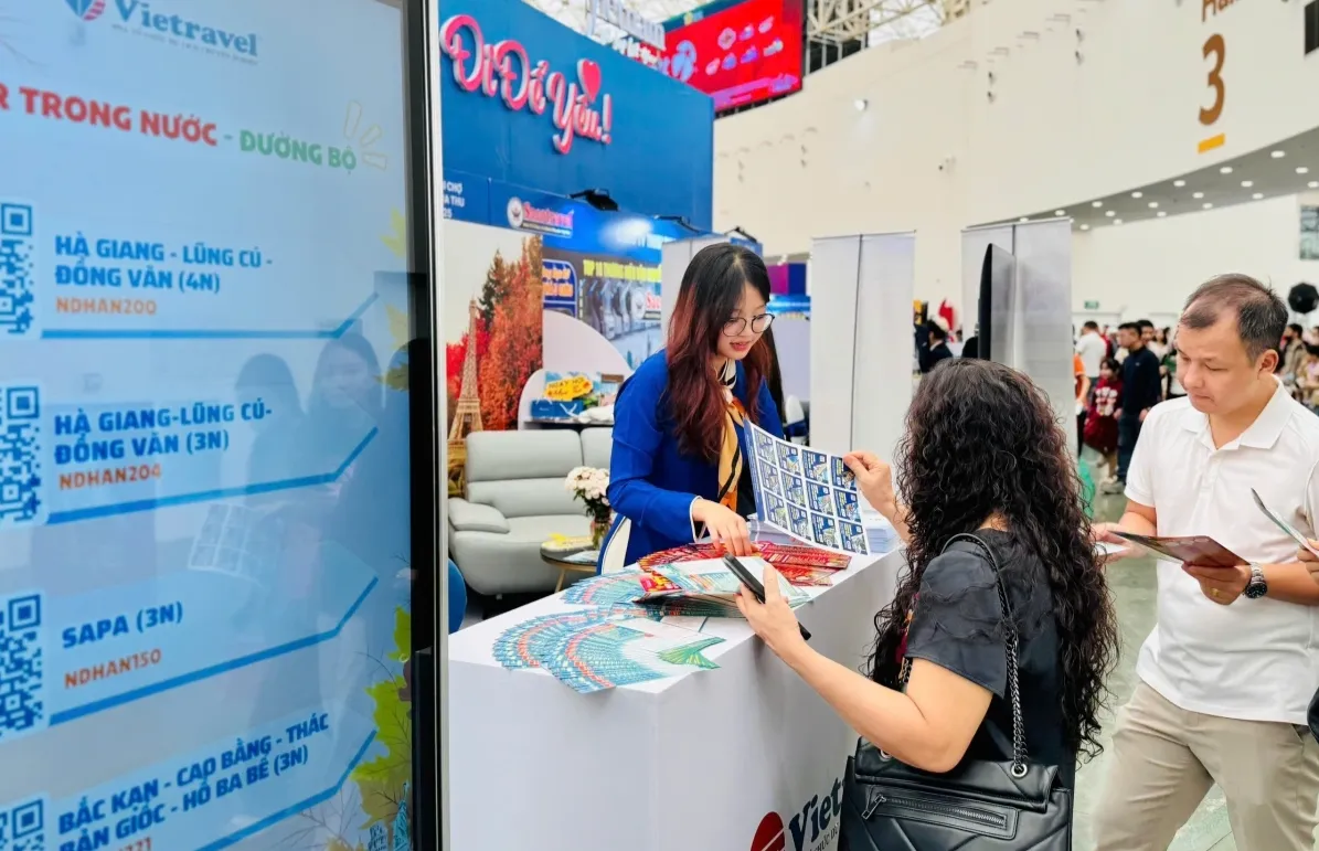 Hội chợ Mùa Thu 2025: Ngập tràn ưu đãi tour du lịch, vé máy bay - Ảnh 2.