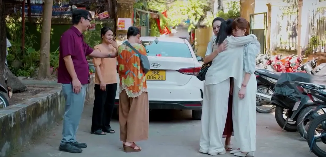 Gió ngang khoảng trời xanh - Tập 34: 'Tiểu tam' táo tợn đi ăn trưa với vợ chồng chính thất - Ảnh 5.