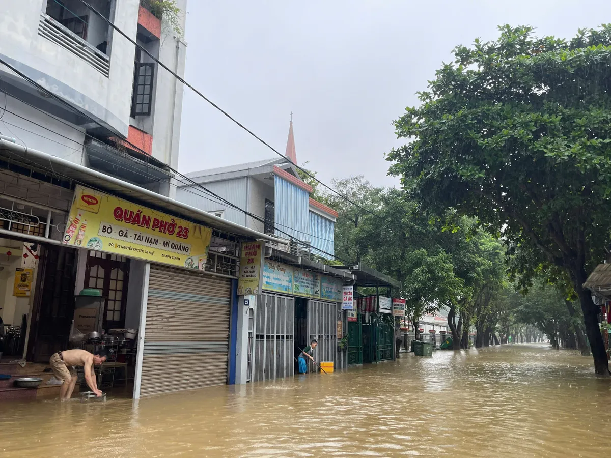 Dự báo lũ lịch sử trên các sông tại thành phố Huế - Ảnh 1.