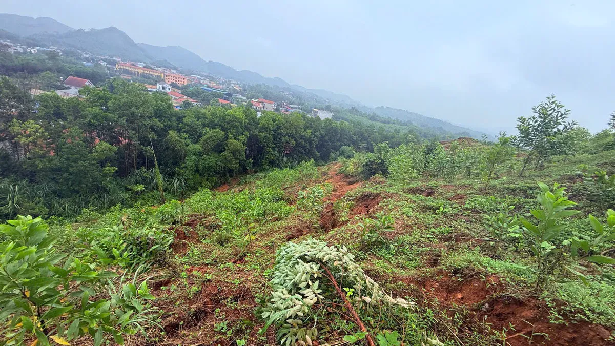 Thái Nguyên: Nguy cơ sạt lở mỏ sắt Trại Cau - Ảnh 3.