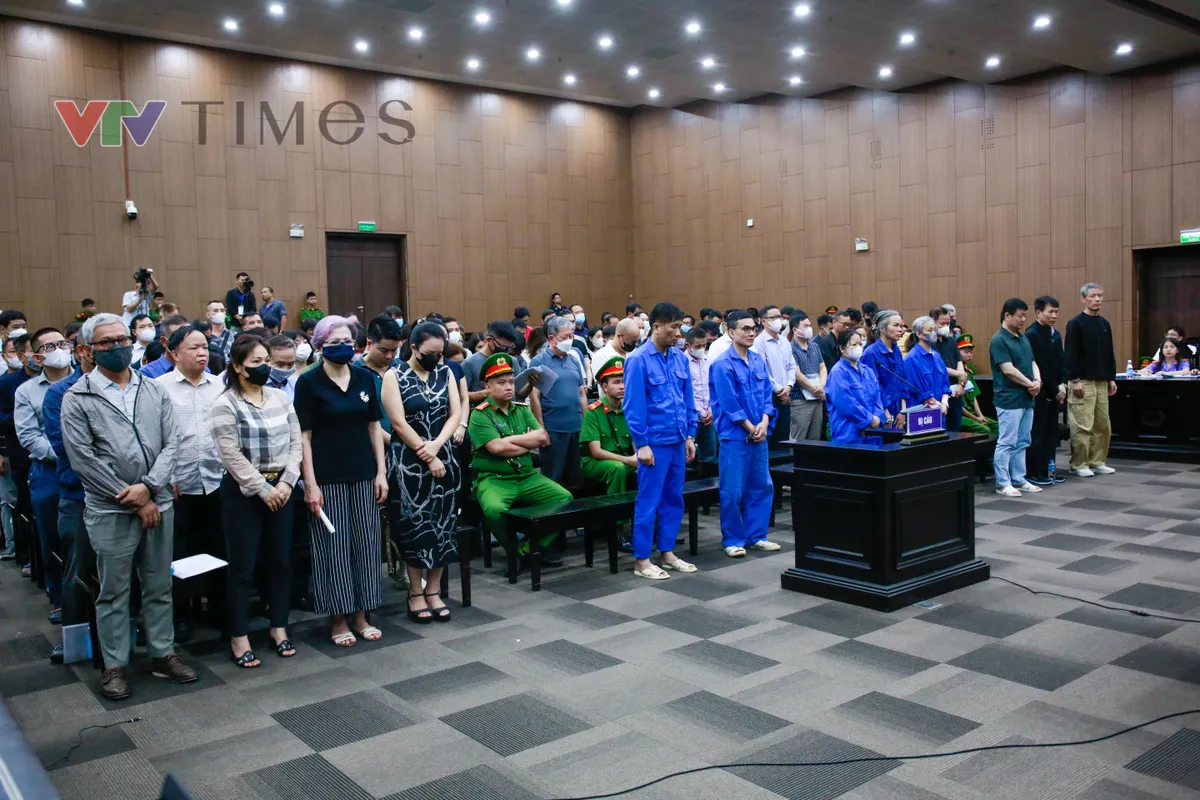 Cựu quan chức, ca sĩ và những lời ân hận muộn màng trong vụ đánh bạc tại khách sạn Pullman - Ảnh 1.