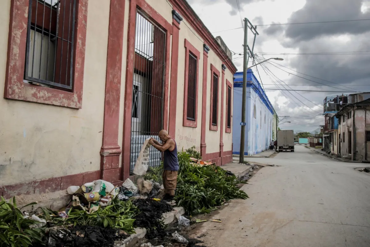 Hàng chục nghìn người Cuba được sơ tán khẩn cấp trước khi bão Melissa đổ bộ, ngày 28/10/2025. Hàng chục nghìn người Cuba được sơ tán khẩn cấp trước khi bão Melissa đổ bộ, ngày 28/10/2025.