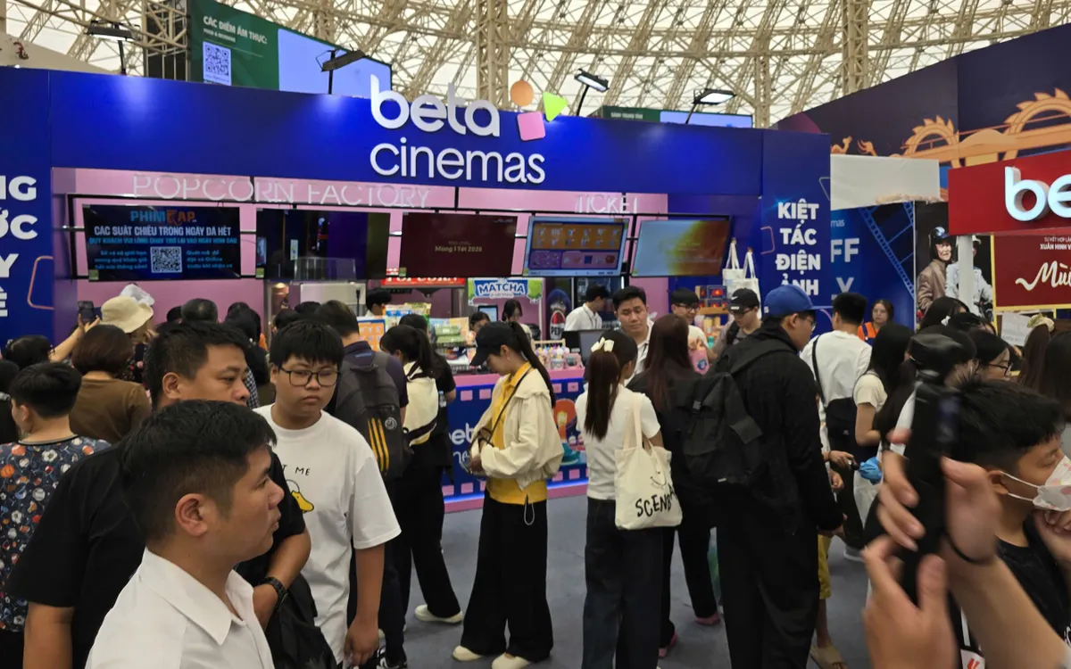 Phân khu Điện ảnh thu hút đông đảo công chúng