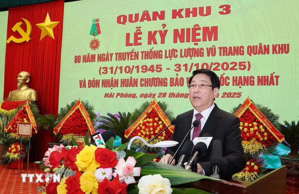 Chủ tịch nước: Xây dựng Lực lượng vũ trang Quân khu 3 cách mạng, chính quy, tinh nhuệ, hiện đại - Ảnh 3.