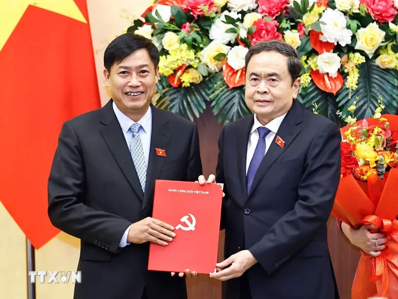 Chủ tịch Quốc hội chủ trì Lễ công bố các quyết định về công tác cán bộ- Ảnh 1. Chủ tịch Quốc hội chủ trì Lễ công bố các quyết định về công tác cán bộ- Ảnh 1.