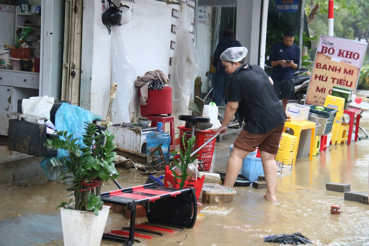  Huế: Thượng nguồn mưa lớn, nước  lũ sông Hương đang dâng cao trở lại - Ảnh 3.