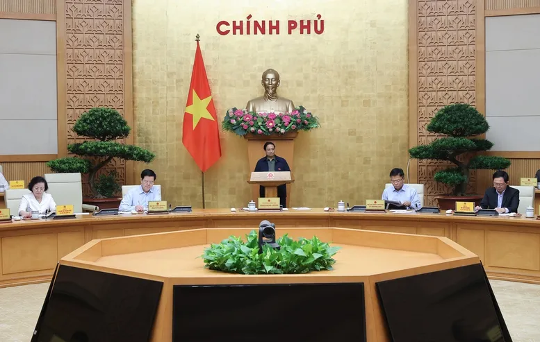 Thủ tướng chủ trì phiên họp Chính phủ về vận hành chính quyền địa phương 2 cấp - Ảnh 1.