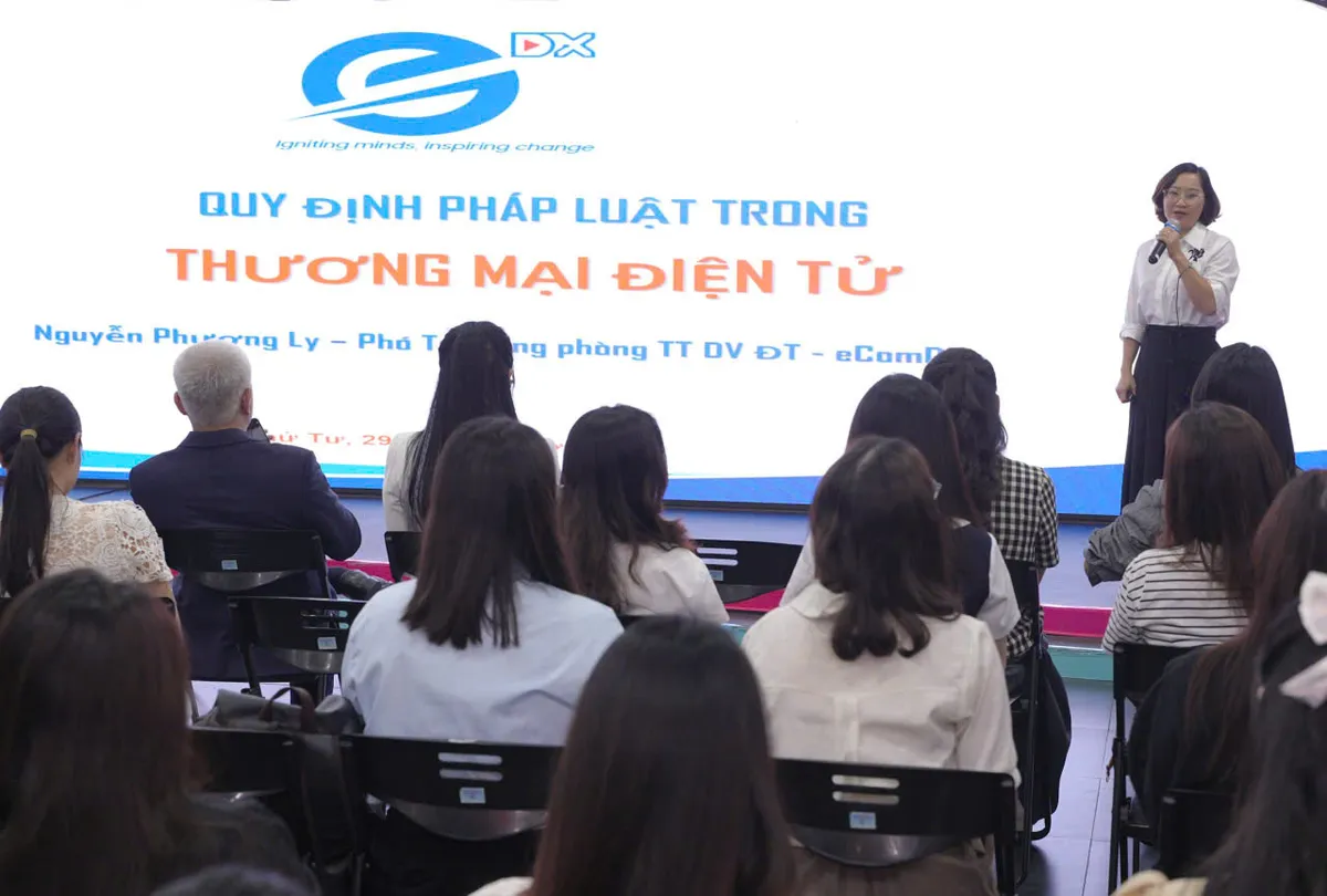 Connect Brands Day: Doanh nghiệp ngành hàng Mẹ & Bé chung tay thúc đẩy khởi nghiệp kinh tế số - Ảnh 1.