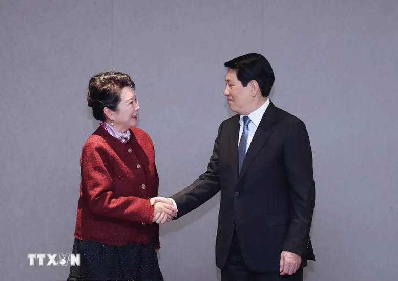 Tuần lễ cấp cao APEC 2025: Chủ tịch nước Lương Cường tiếp và làm việc với các Tập đoàn lớn- Ảnh 1. Tuần lễ cấp cao APEC 2025: Chủ tịch nước Lương Cường tiếp và làm việc với các Tập đoàn lớn- Ảnh 1.