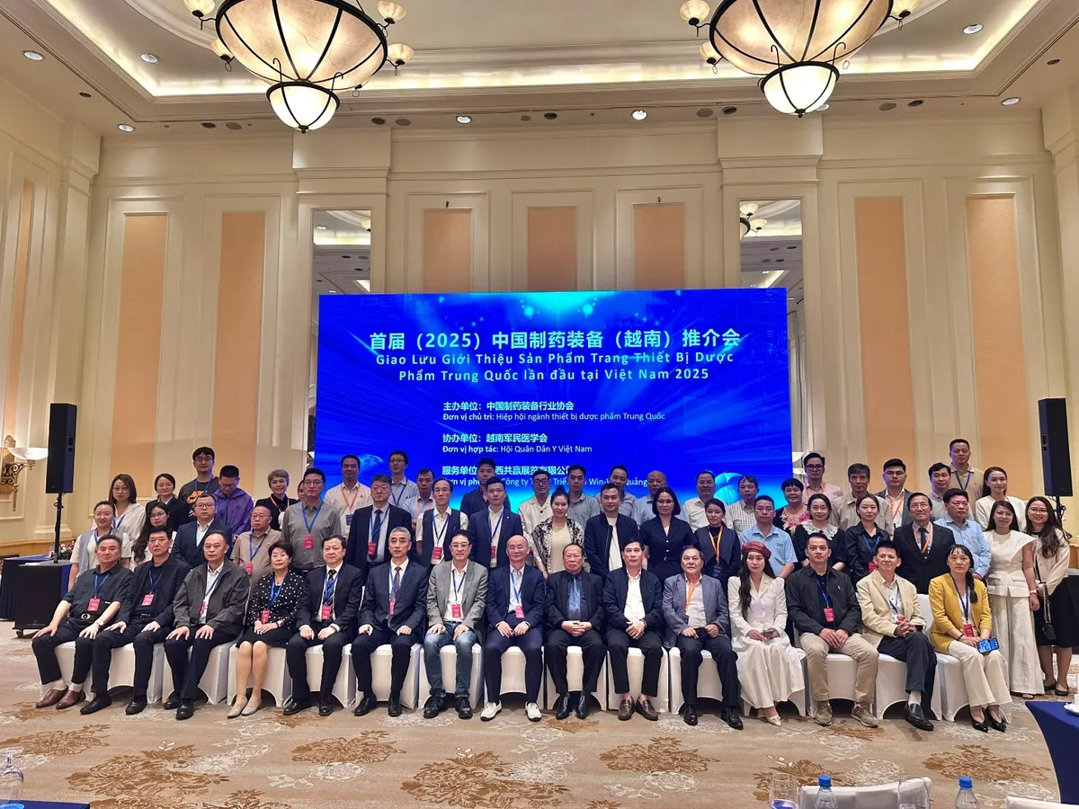 Lần đầu tại Việt Nam: giao lưu thiết bị - dược phẩm Việt-Trung- Ảnh 1. Lần đầu tại Việt Nam: giao lưu thiết bị - dược phẩm Việt-Trung- Ảnh 1.