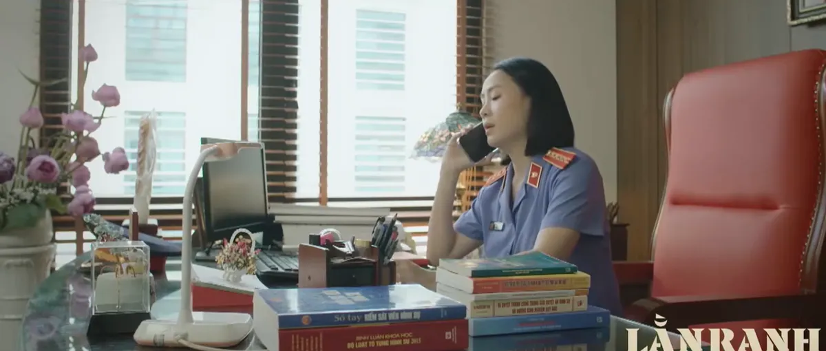 “Lằn ranh” tập 3: Vụ án Viên Vinh hé lộ những mảng tối quyền lực tại Việt Đông - Ảnh 1.