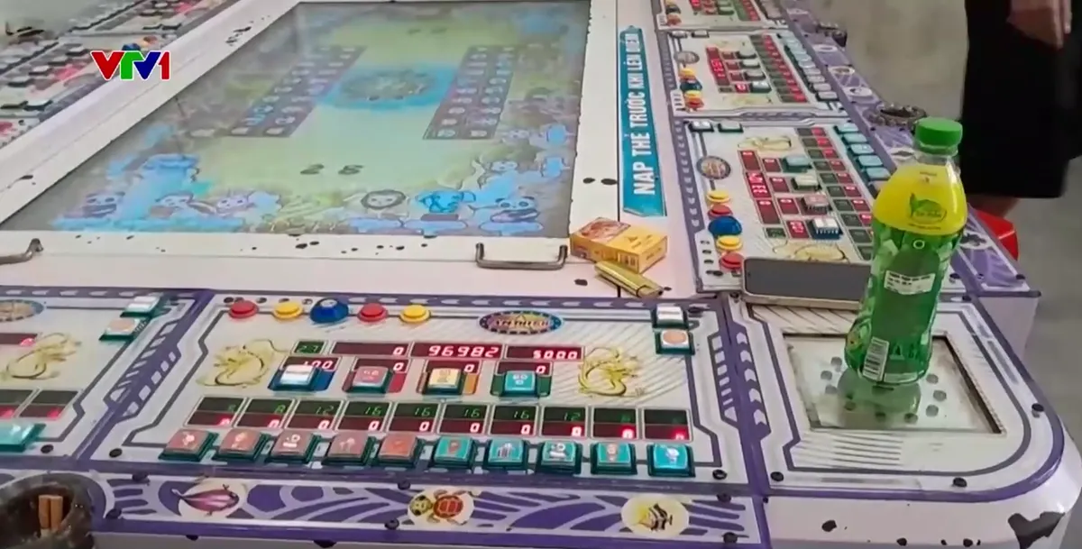 Bên trong các tụ điểm đánh bạc núp bóng trò chơi điện tử - Ảnh 1.