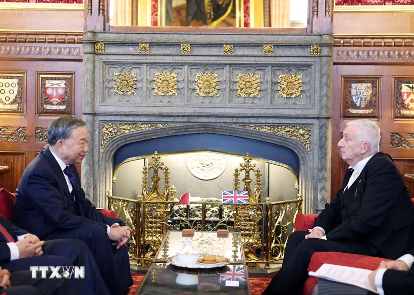 Tổng Bí thư Tô Lâm hội kiến Chủ tịch Hạ viện Anh Lindsay Hoyle - Ảnh 1.