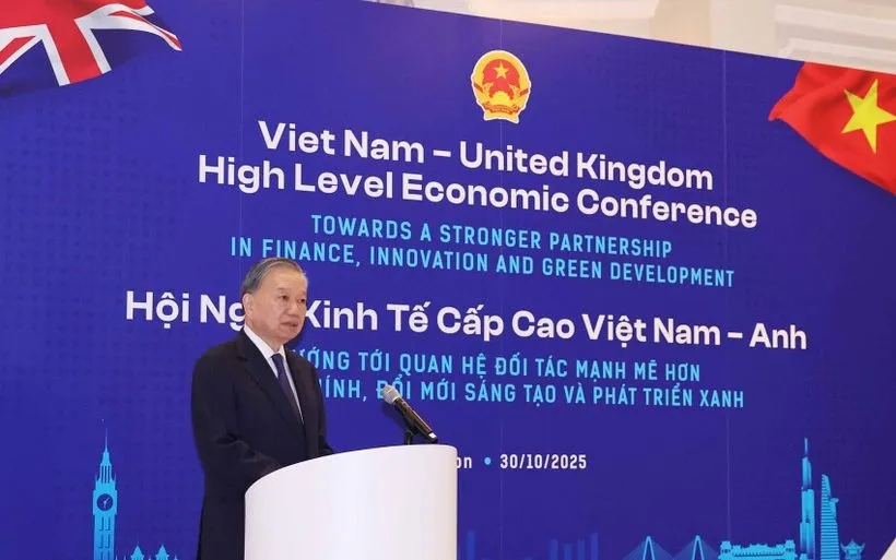 Tổng Bí thư Tô Lâm phát biểu tại Hội nghị Kinh tế Cấp cao Việt Nam - Anh. (Ảnh: TTXVN)