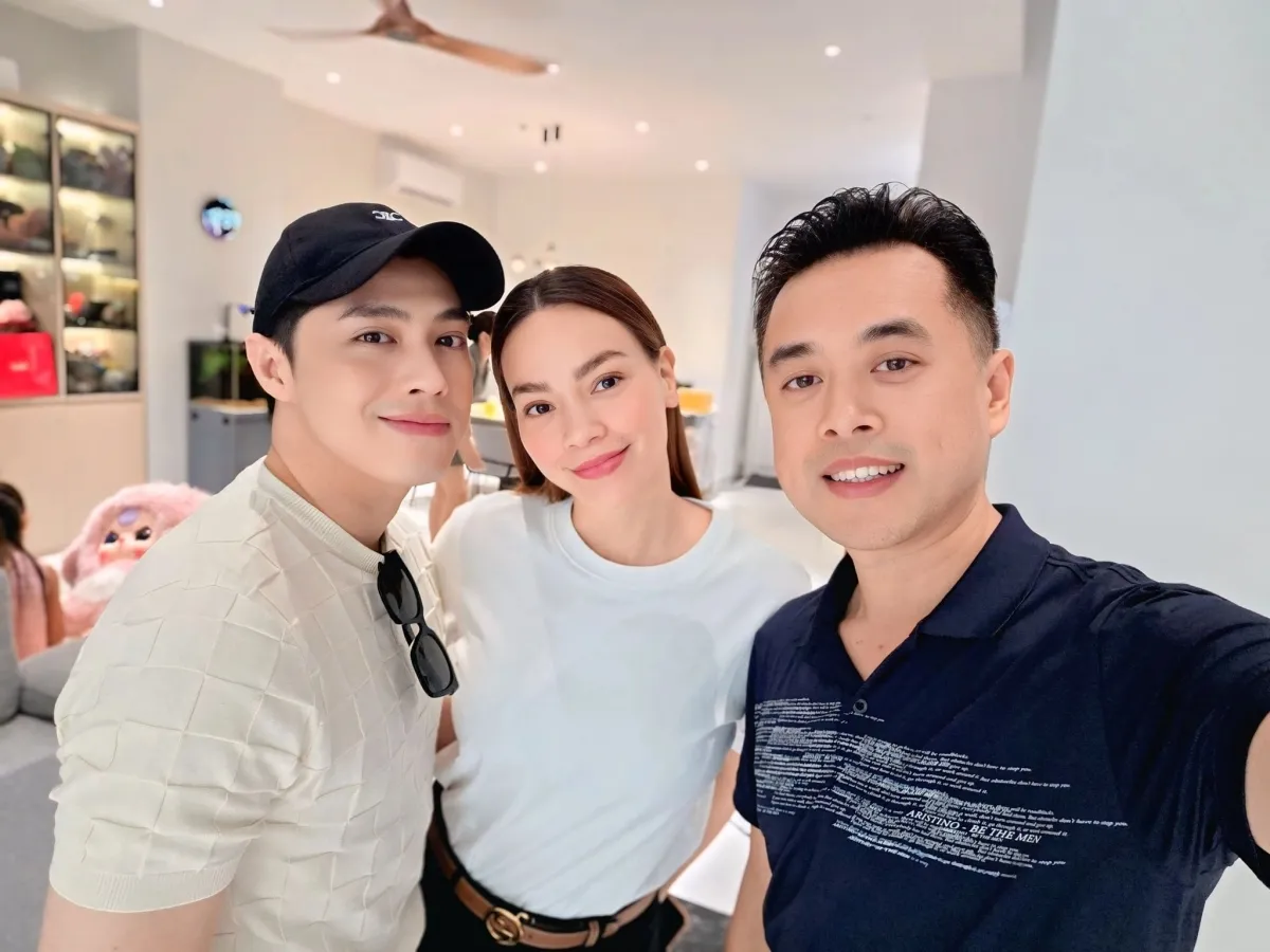 Đình Tú xả ảnh đón nàng về dinh, nhan sắc của Á hậu Thụy Vân sau sinh con thứ 2 - Ảnh 8.