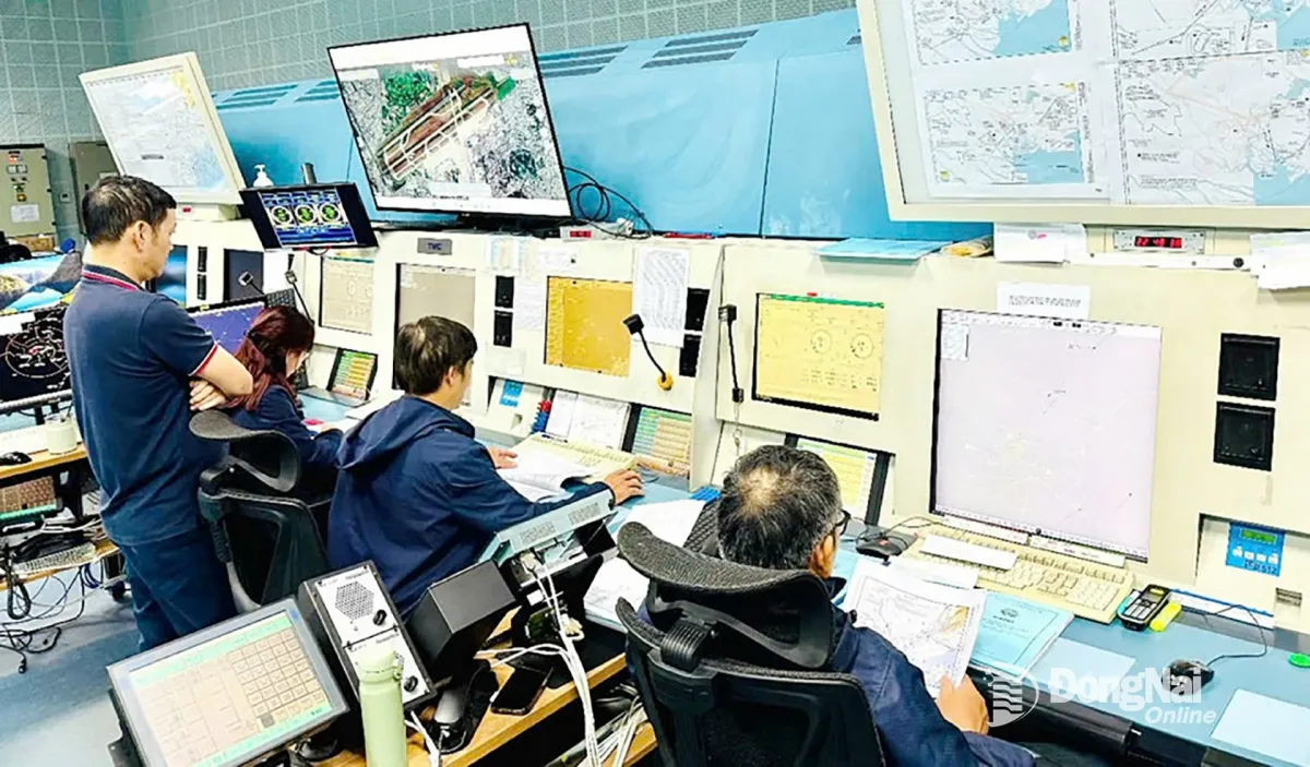 Đồng Nai: Hoàn tất bay kiểm tra hiệu chuẩn tại Sân bay Long Thành - Ảnh 1.