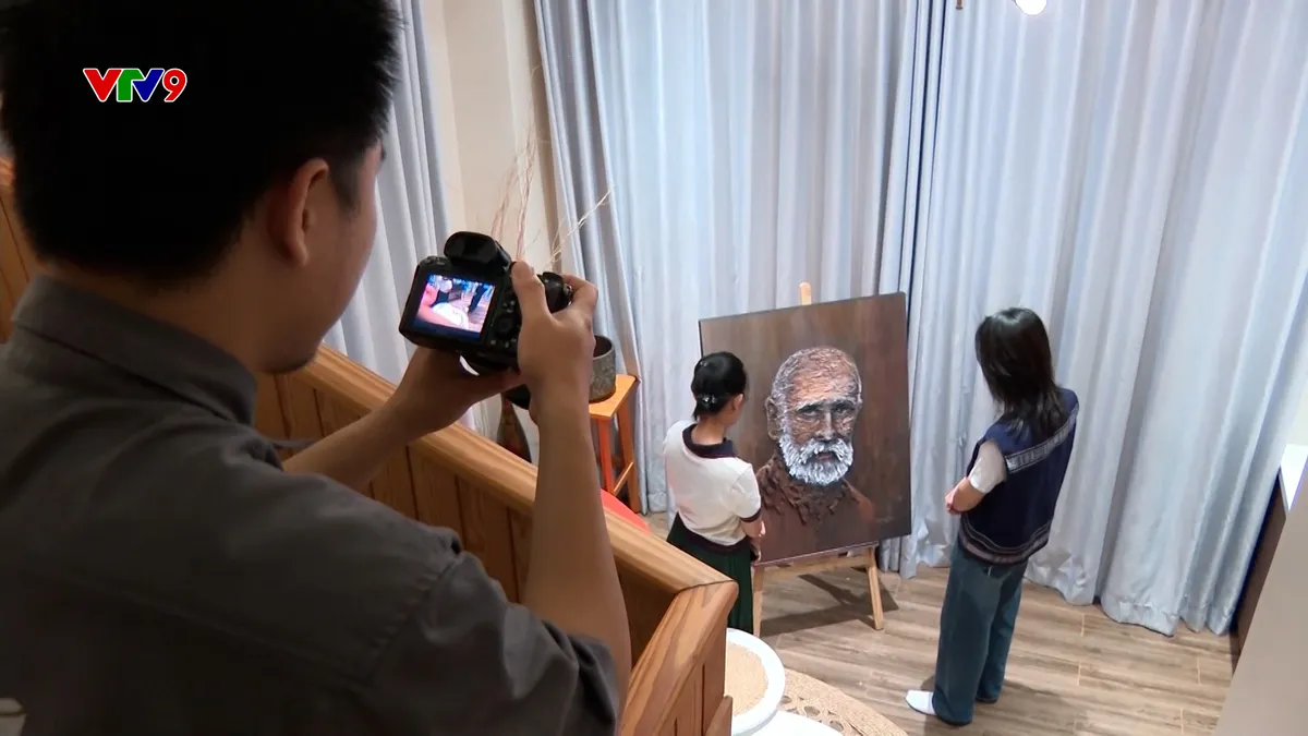 Kể chuyện thông xanh giữa Đà Lạt Kể chuyện thông xanh giữa Đà Lạt