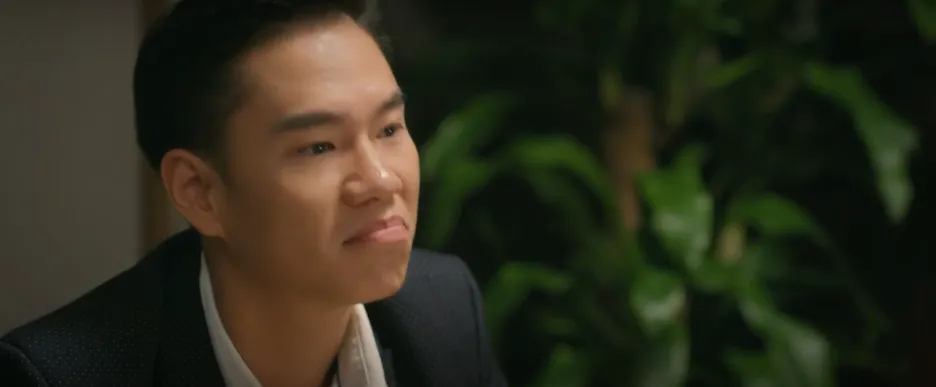 Cách em 1 milimet - Tập 18: Nghiêm cưỡng bức Nga trong phòng riêng, bị Đức đánh vỡ mặt tiền  - Ảnh 10.