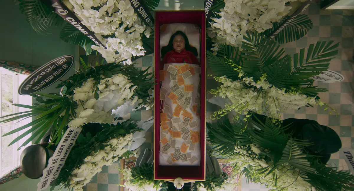 Nghệ sĩ Ái Như chạm ngõ điện ảnh ở tuổi 65- Ảnh 2. Nghệ sĩ Ái Như chạm ngõ điện ảnh ở tuổi 65- Ảnh 2.