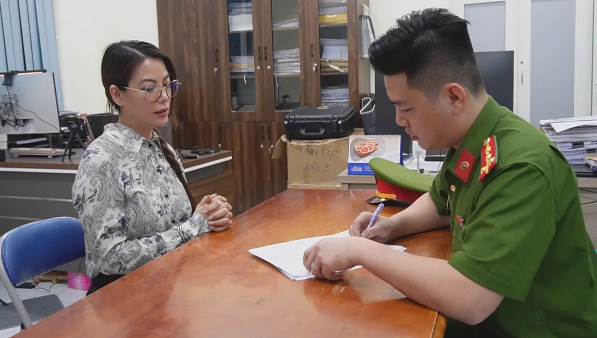 Khởi tố, bắt tạm giam diễn viên Trương Ngọc Ánh: cáo buộc chiếm đoạt hàng trăm tỷ đồng- Ảnh 1.