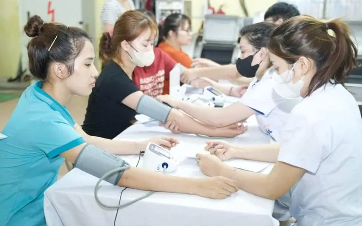 Người lao động được chăm sóc sức khỏe, phòng chống bệnh nghề nghiệp từ thời điểm được tuyển dụng