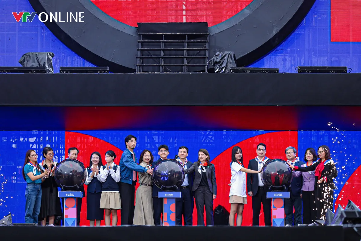 100% nạn nhân các vụ bắt cóc trực tuyến ở độ tuổi từ 18 đến 22 - Ảnh 1.