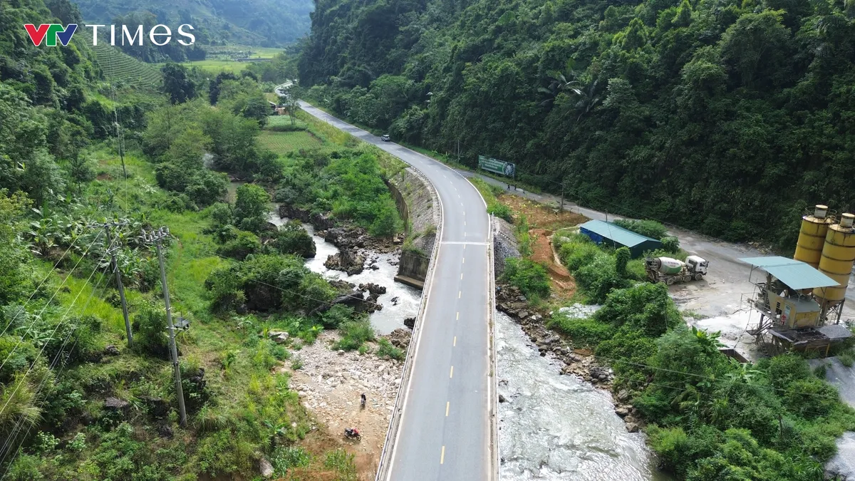 Nỗ lực hoàn thành công trình giao thông trọng điểm quốc gia hơn 6000 tỷ đồng - Ảnh 9.