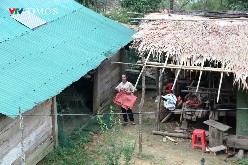 Bản nghèo Na Ngân (Nghệ An) ‘khát’ điện lưới sau mưa lũ - Ảnh 5.