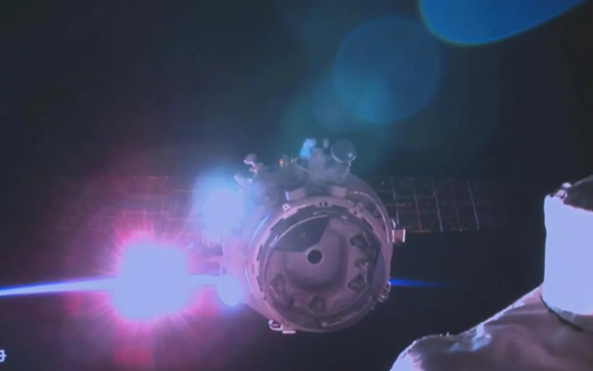 Trung Quốc phóng thành công tàu vũ trụ có người lái Thần Châu-21- Ảnh 1.