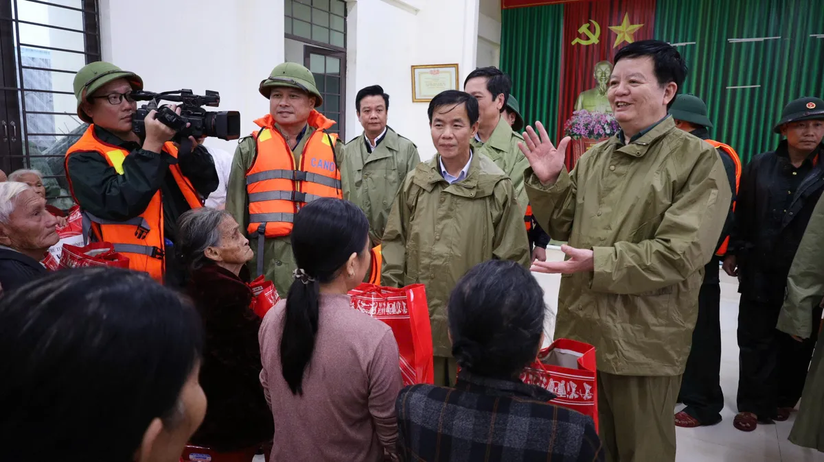 Quảng Trị: 4 người chết, 1 mất tích, hơn 3.600 nhà dân chìm trong nước - Ảnh 1.