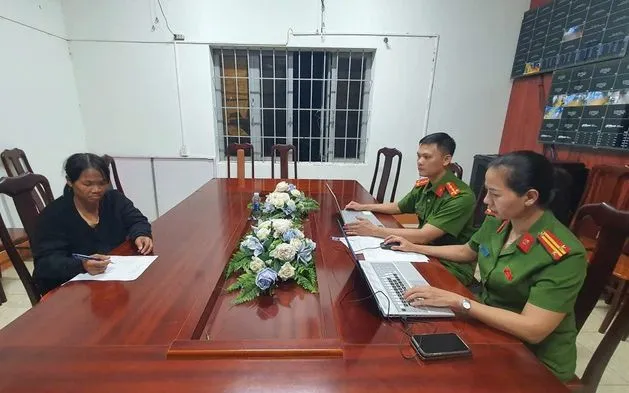 Cơ quan điều tra tiến hành lấy lời khai đối tượng Lê.