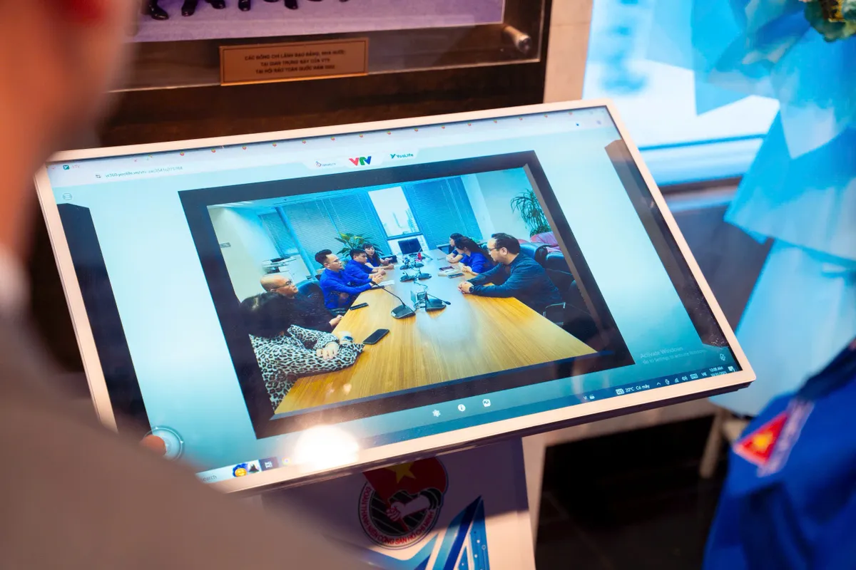 Triển lãm số “Dấu ấn tuổi trẻ VTV” ghi dấu ấn hiện đại, sáng tạo- Ảnh 2. Triển lãm số “Dấu ấn tuổi trẻ VTV” ghi dấu ấn hiện đại, sáng tạo- Ảnh 2.