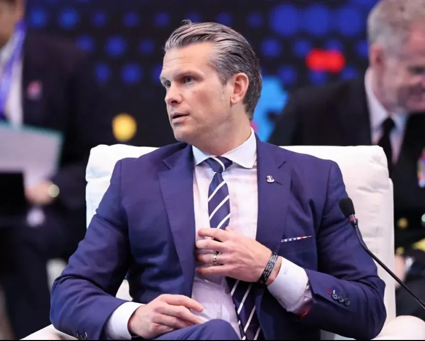 Mỹ tiếp tục tấn công tàu vận chuyển ma túy ở Caribe, 3 người thiệt mạng- Ảnh 1. Mỹ tiếp tục tấn công tàu vận chuyển ma túy ở Caribe, 3 người thiệt mạng- Ảnh 1.