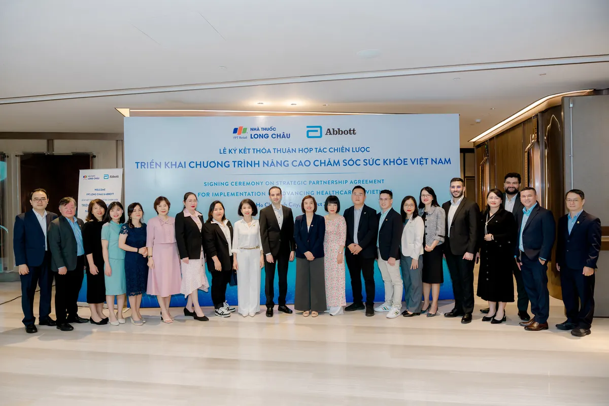 Long Ch&acirc;u v&agrave; tập đo&agrave;n Abbott k&yacute; kết hợp t&aacute;c chiến lược, hướng đến mục ti&ecirc;u "n&acirc;ng cao chăm s&oacute;c sức khỏe Việt Nam"- Ảnh 3.
