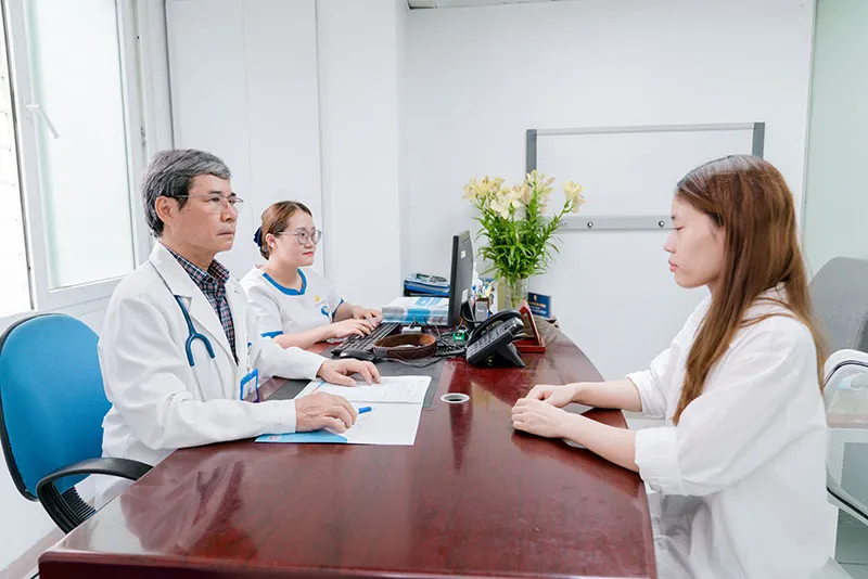 Kh&aacute;m v&agrave; điều trị bệnh Dị ứng - Miễn dịch c&ugrave;ng chuy&ecirc;n gia h&agrave;ng đầu: PGS.TS Nguyễn Văn Đo&agrave;n - Ảnh 2.