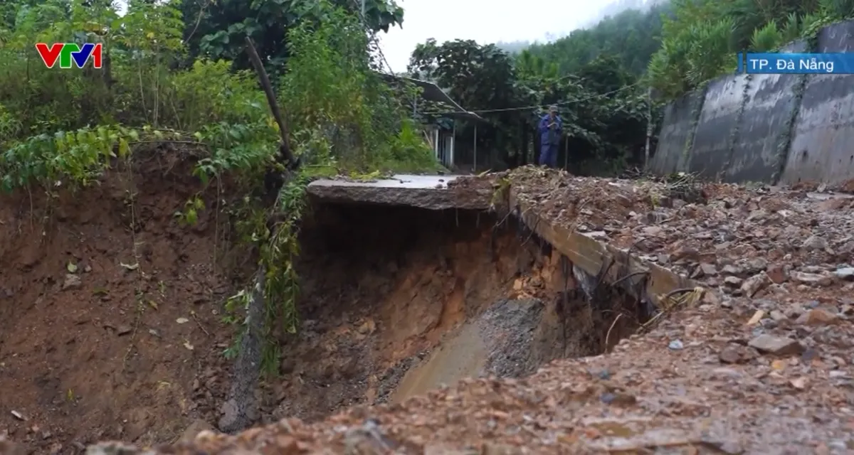 HẠ TẦNG MIỀN NÚI GẶP NHIỀU KHÓ KHĂN SAU LŨ - Ảnh 1.