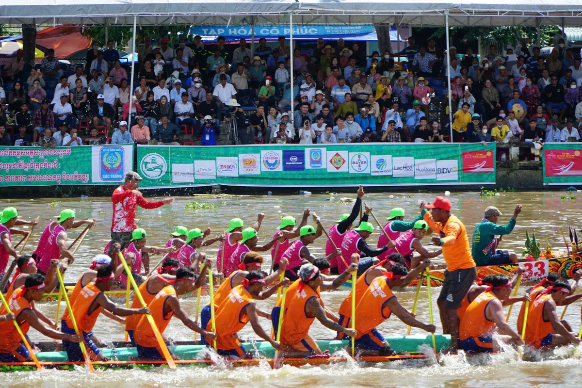 Dậy sóng dòng Maspero – Sức nóng từ Ngày hội Đua ghe Ngo- Ảnh 4.