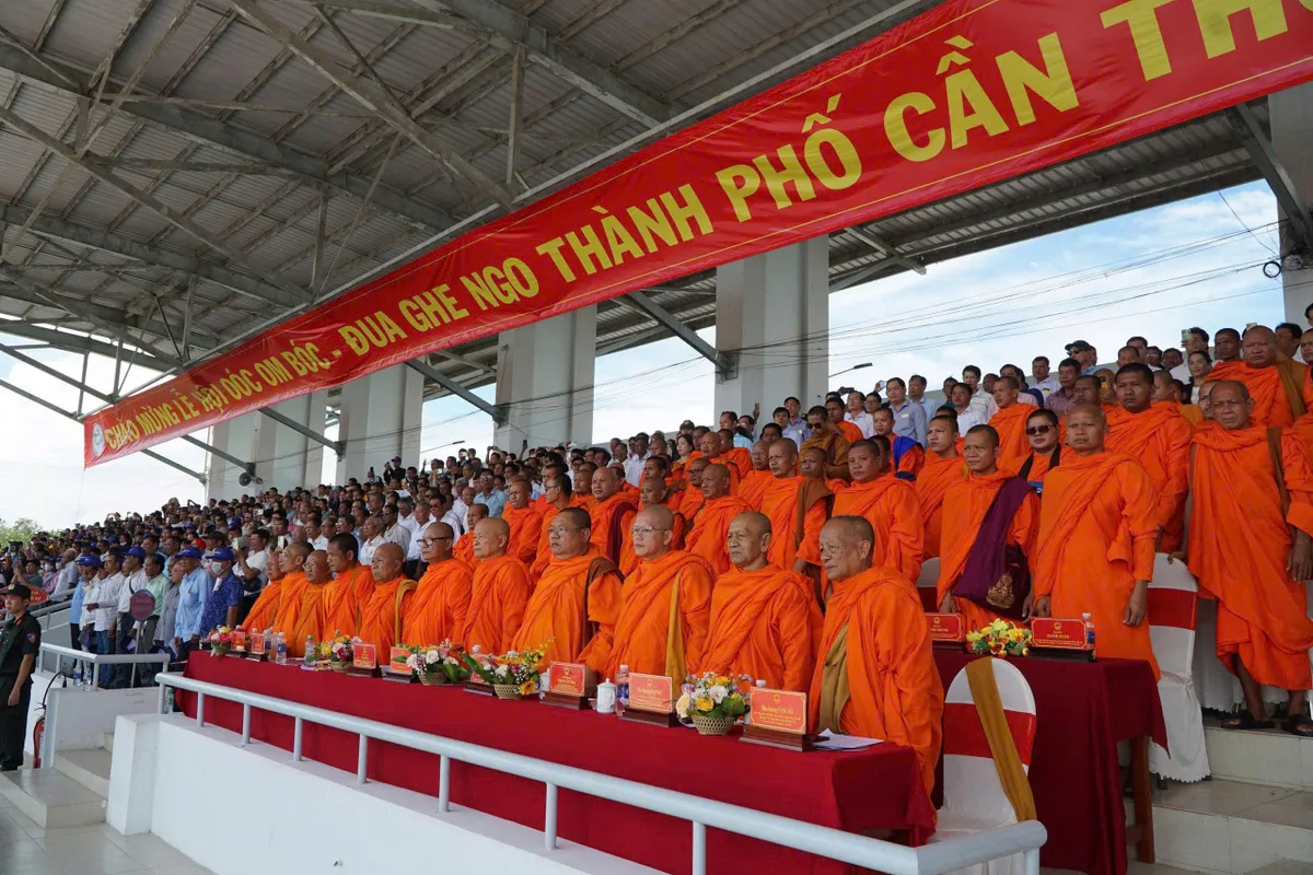 Dậy sóng dòng Maspero – Sức nóng từ Ngày hội Đua ghe Ngo- Ảnh 3.