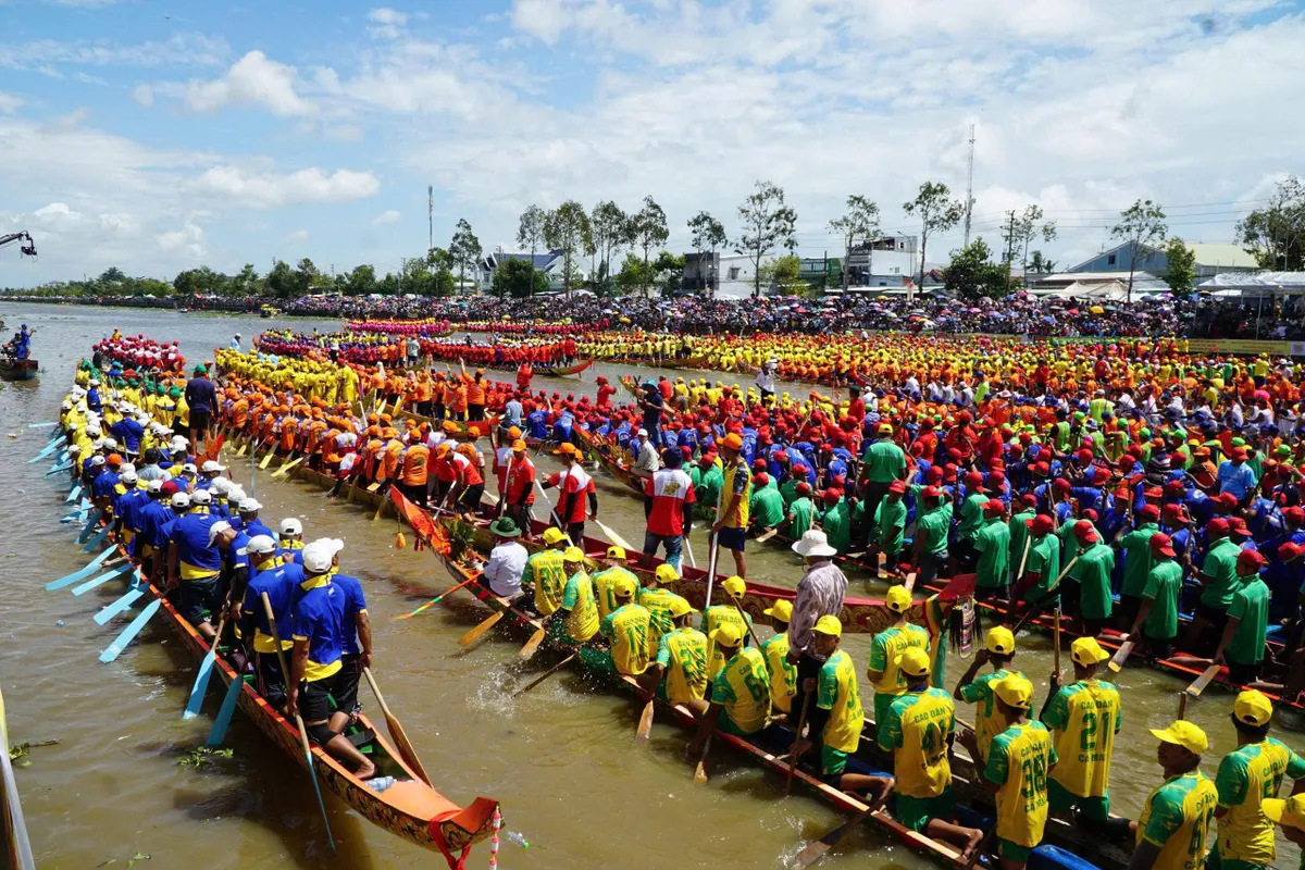 Dậy sóng dòng Maspero – Sức nóng từ Ngày hội Đua ghe Ngo- Ảnh 7.
